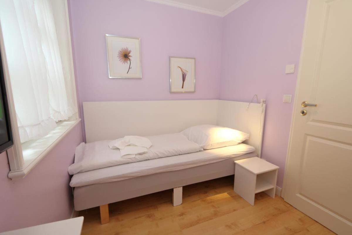 Landhaus-Friedrichshain-Thomas-Mann Westerland Esterno foto